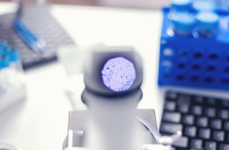 Molecular Diagnostics vs Traditional Diagnostics A Complete Comparison